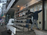 /album/fotogalereya-zamena-stekla1/tri-vitriny-dzhambo-n-o-45-parikmakherskaya-087-jpg/